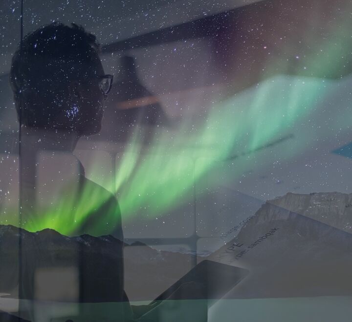 Northern lights, a man and a graph