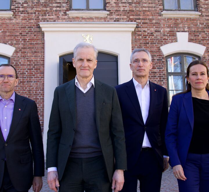 Statsminister Jonas Gahr Støre, finansminister Jens Stoltenberg, utenriksminister Espen Barth Eide og fiskeri- og havminister Marianne Næss