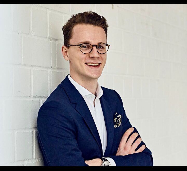 Benedikt Surkau