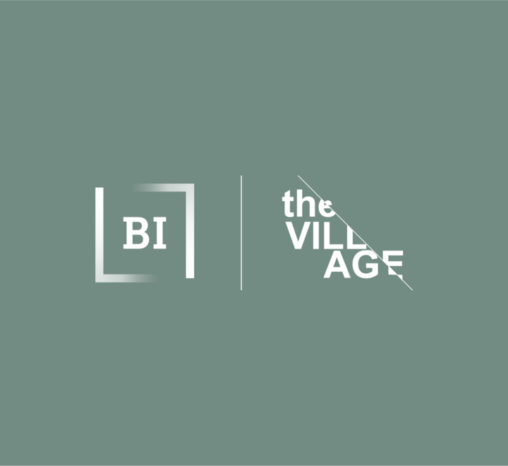 Logo til The Village. Grønn bakgrunn med BI og The Village sine logoer.