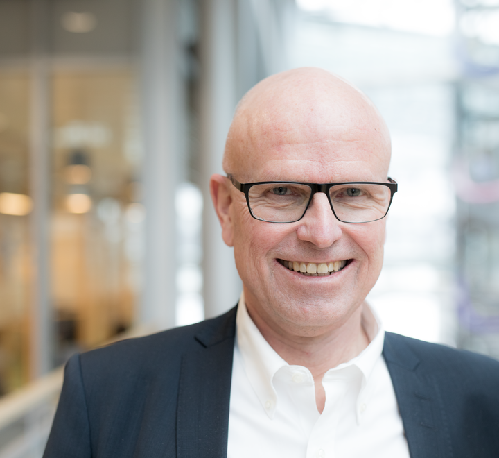 Øystein Fjeldstad