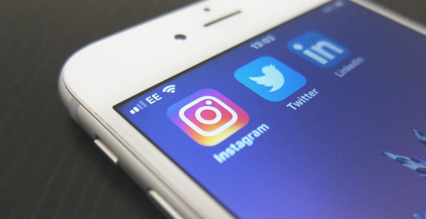 Fremtidens forretningsmodeller er ofte muliggjort av ny teknologi og plattformer som Instagram og LinkedIn.
