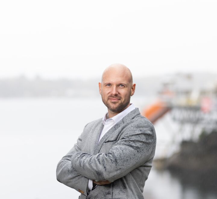 Michael Phillips McNeil