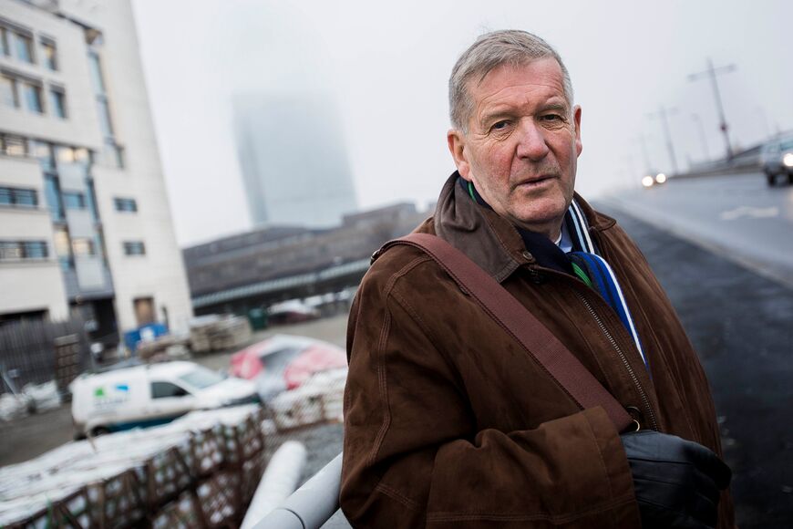 Professor emeritus, Øystein Noreng (bildet) uttaler seg om Norges internasjonale forpliktelser gjennom EØS og kraftkontraktene.