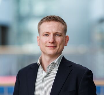 Image of Dennis Max Smelien
