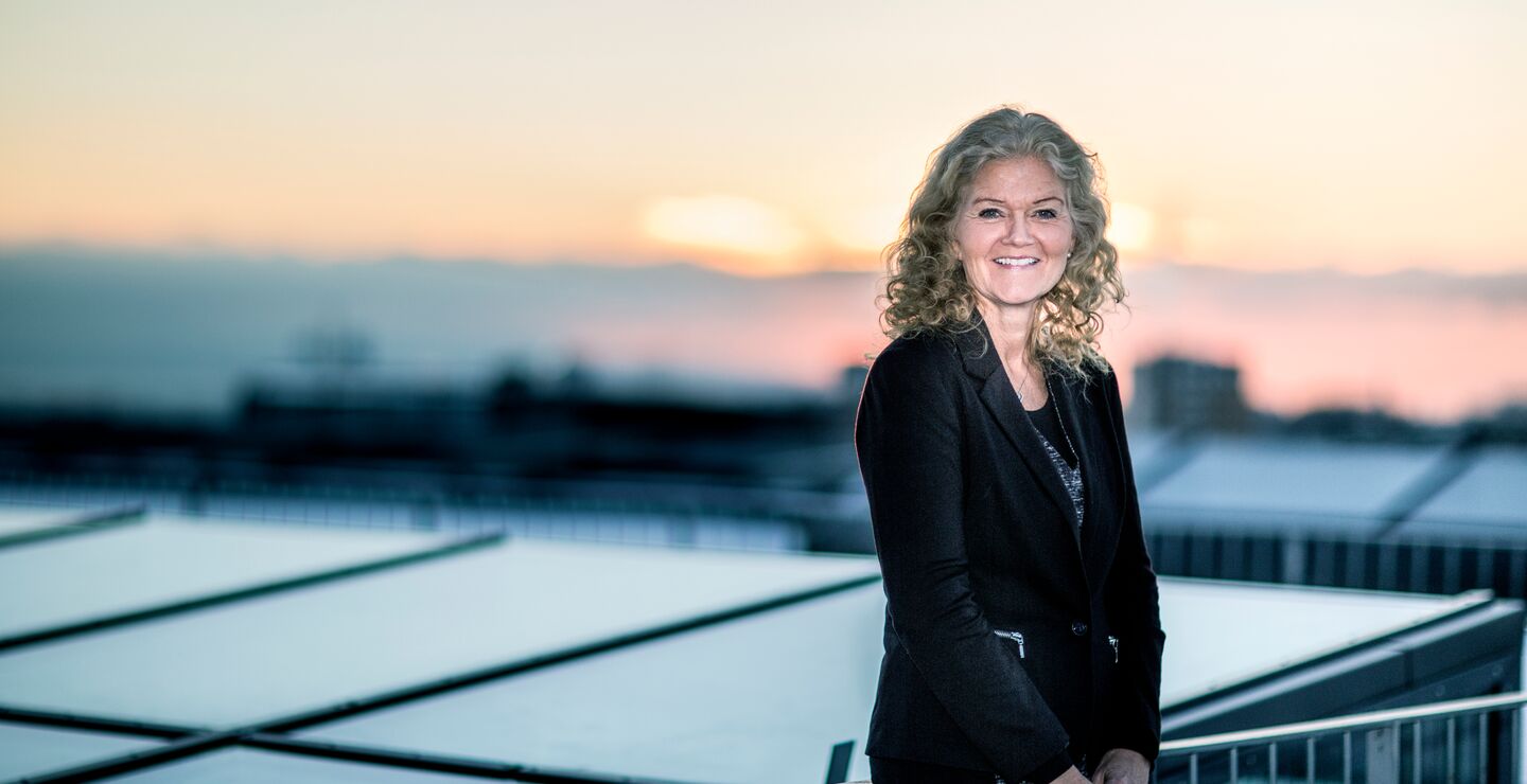 Politikere og Politidirektoratet må prioritere tydeligere hvilke områder politiet skal bruke tid og ressurser på, skriver Cathrine Filstad (bildet) og Tom Karp.