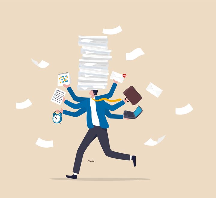 Illustrasjon av overarbeidet ansatt