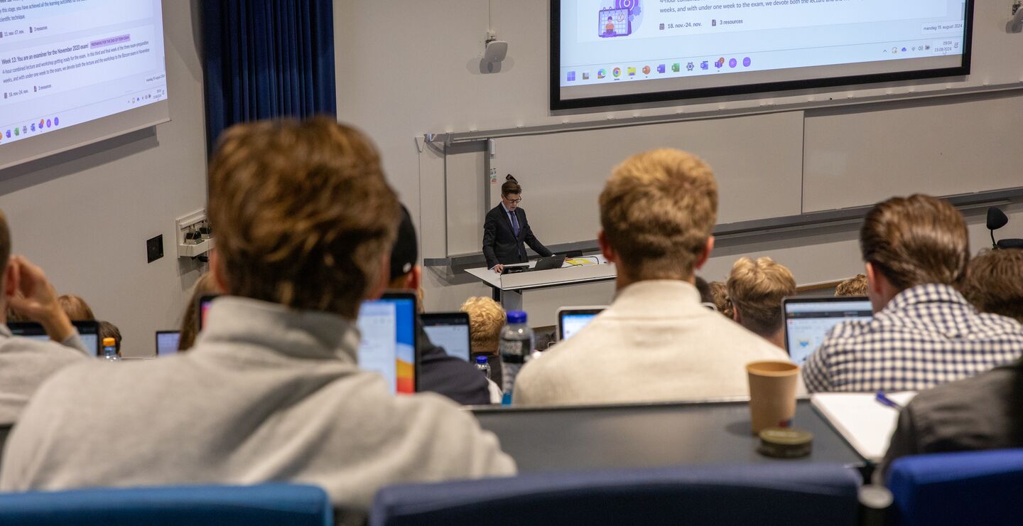 Studenter i forelesning ved Handelshøyskolen BI