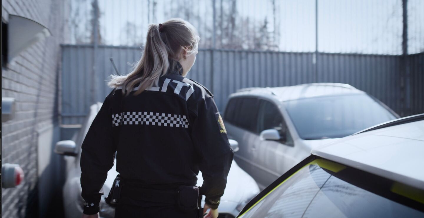 Problemet er at politimeldingen skyver ansvaret for målene, som for eksempel et lokalt forankret politi, nedover i organisasjonen, skriver Cathrine Filstad og de andre ronikkforfatterne. 