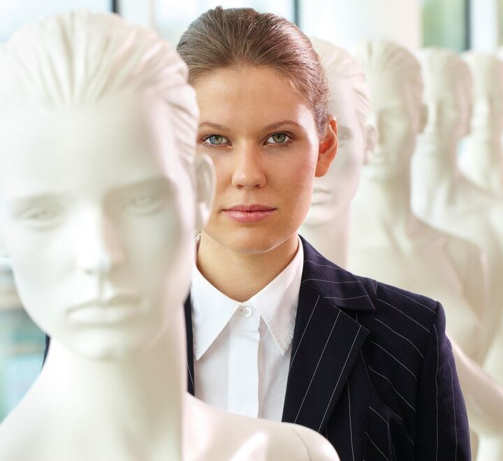 Ikke alle som blir ledere, har kompetanse i ledelse. Hva gjør du da? Frode Solberg gir sju råd som øker sannsynligheten for å lykkes som leder (illustrasjonsfoto av leder).