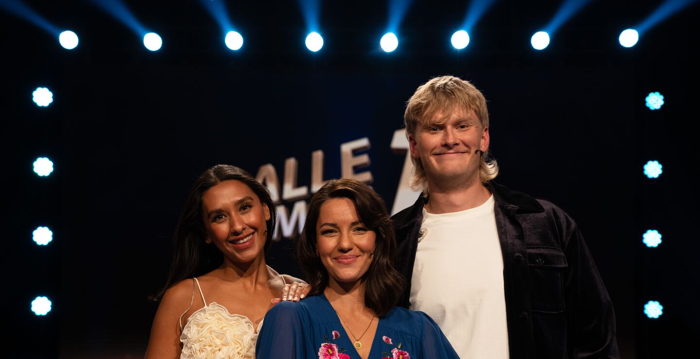 Programleder-trioen Selma, Selda og Karsten i NRK-suksessen "Alle mot 1". Foto: Jørgen Opaker / Nordisk Banijay