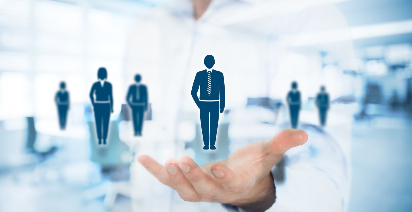 Illustrasjonsbilde: digital person i en håndflate