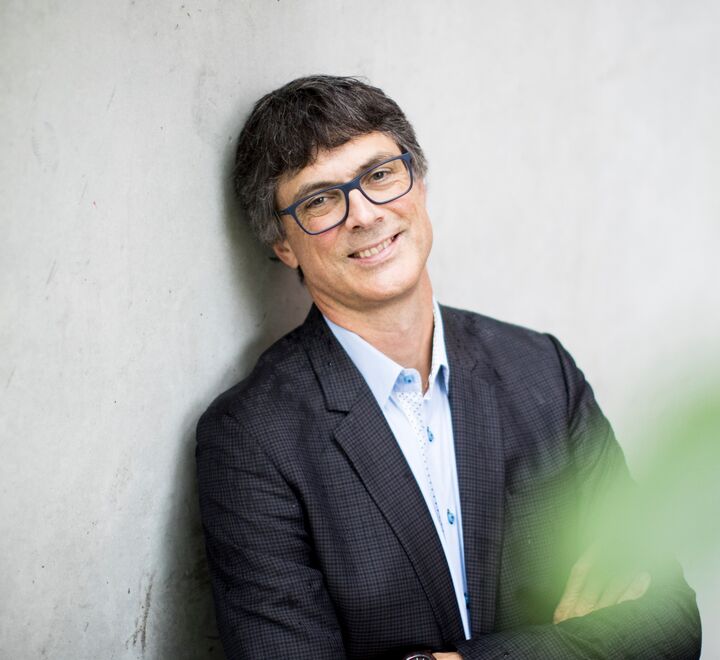 Per Espen Stoknes (picture) talks about climate quotas.