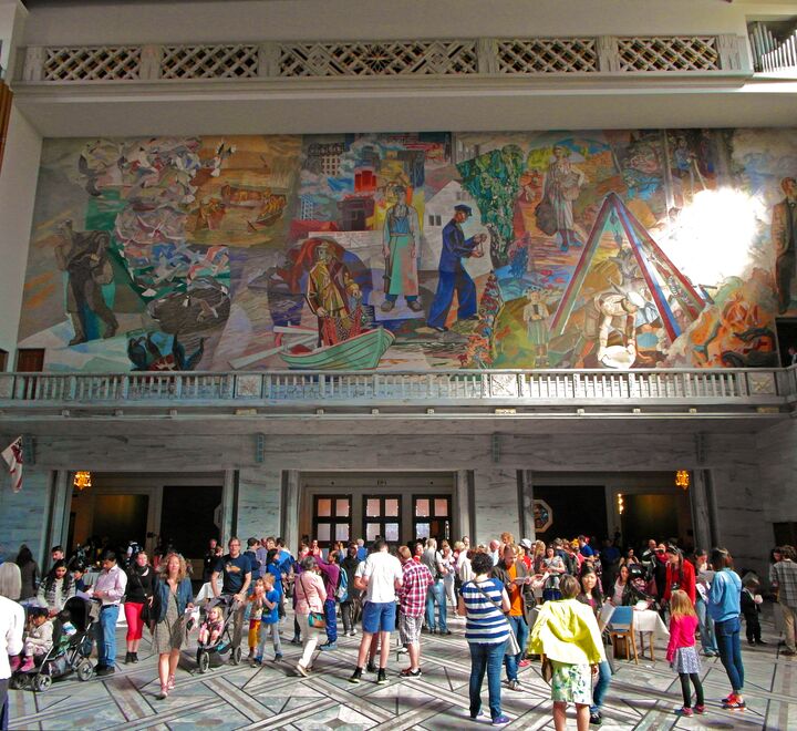People visiting the city hall 