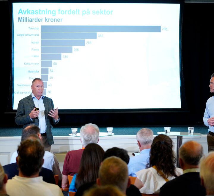 Arendal 20230816. Leder i Oljefondet Nicolai Tangen og Trond Grande da oljefondet presenterer halvårsresultater.