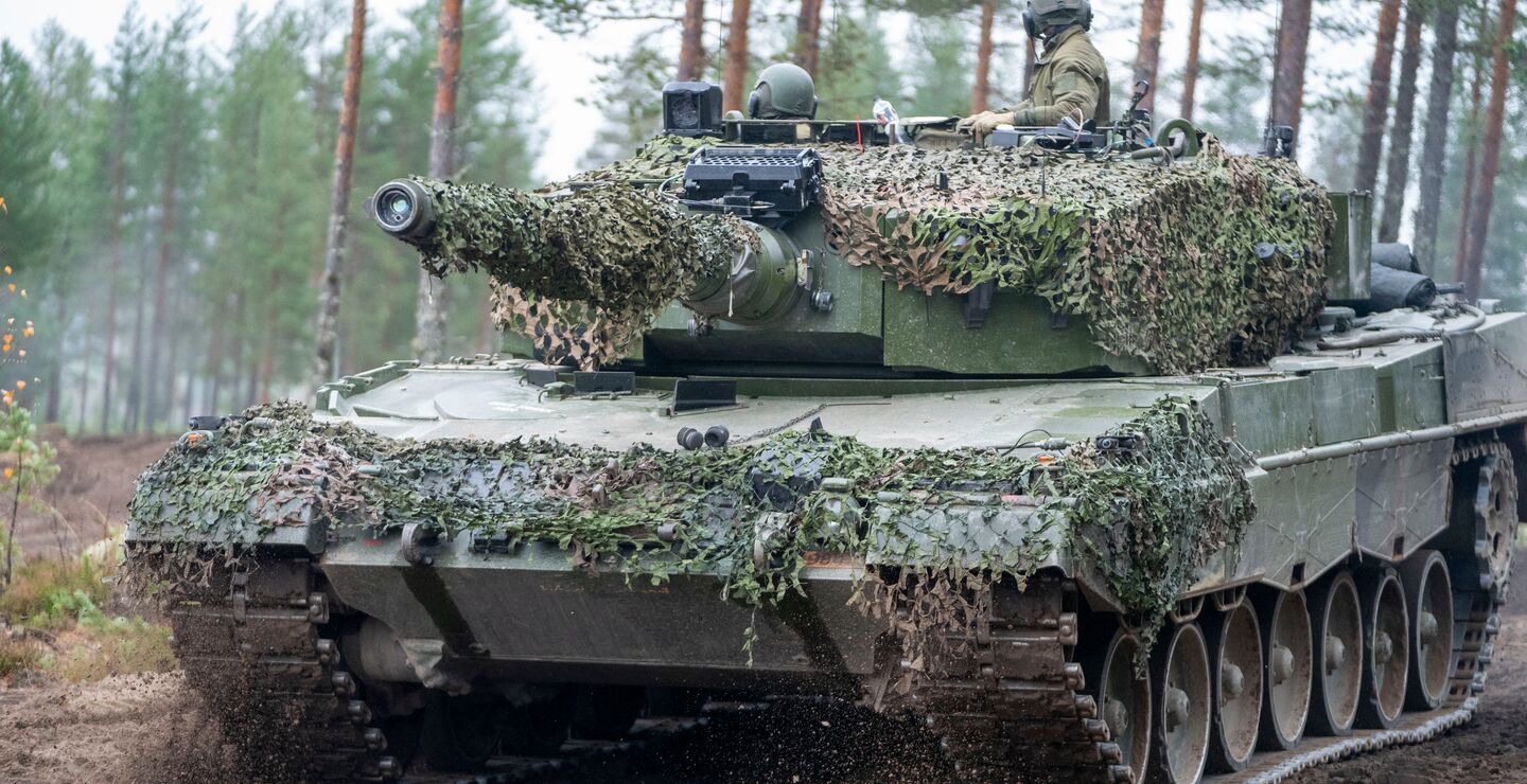 Stridsvogn ved Rena leir