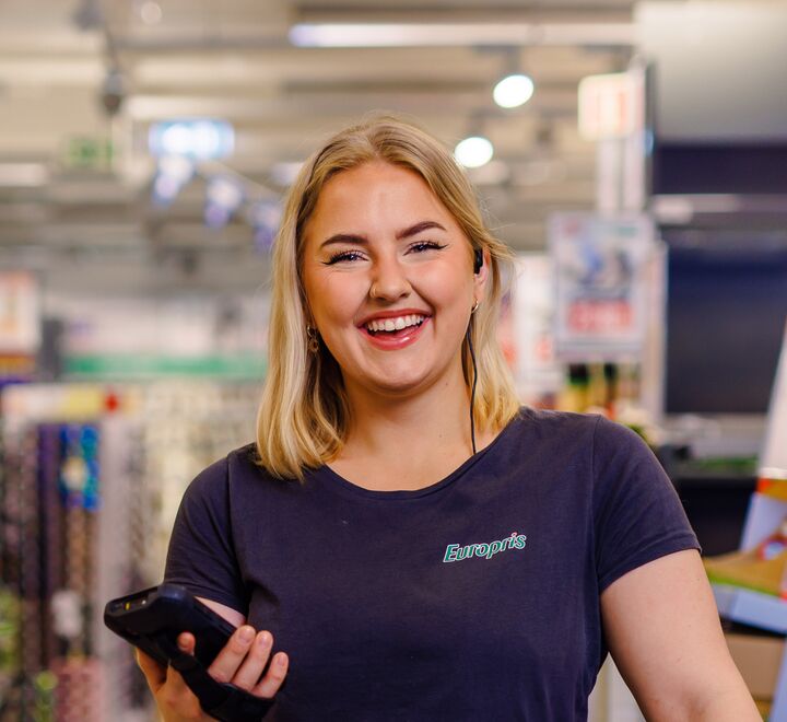 Portrait of Ingrid at work