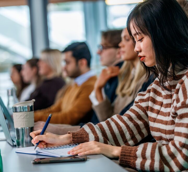 Studenter under en forelesning