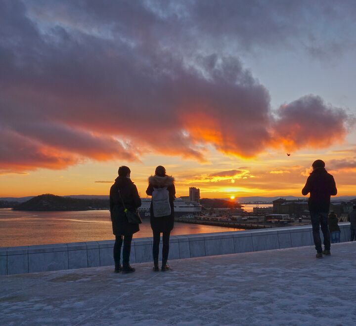 People on the opera roof in the winter