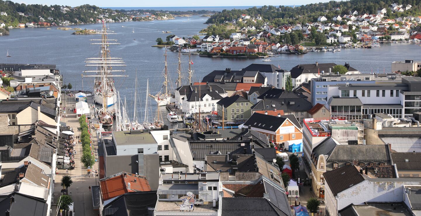 Utsikt over Arendal sentrum
