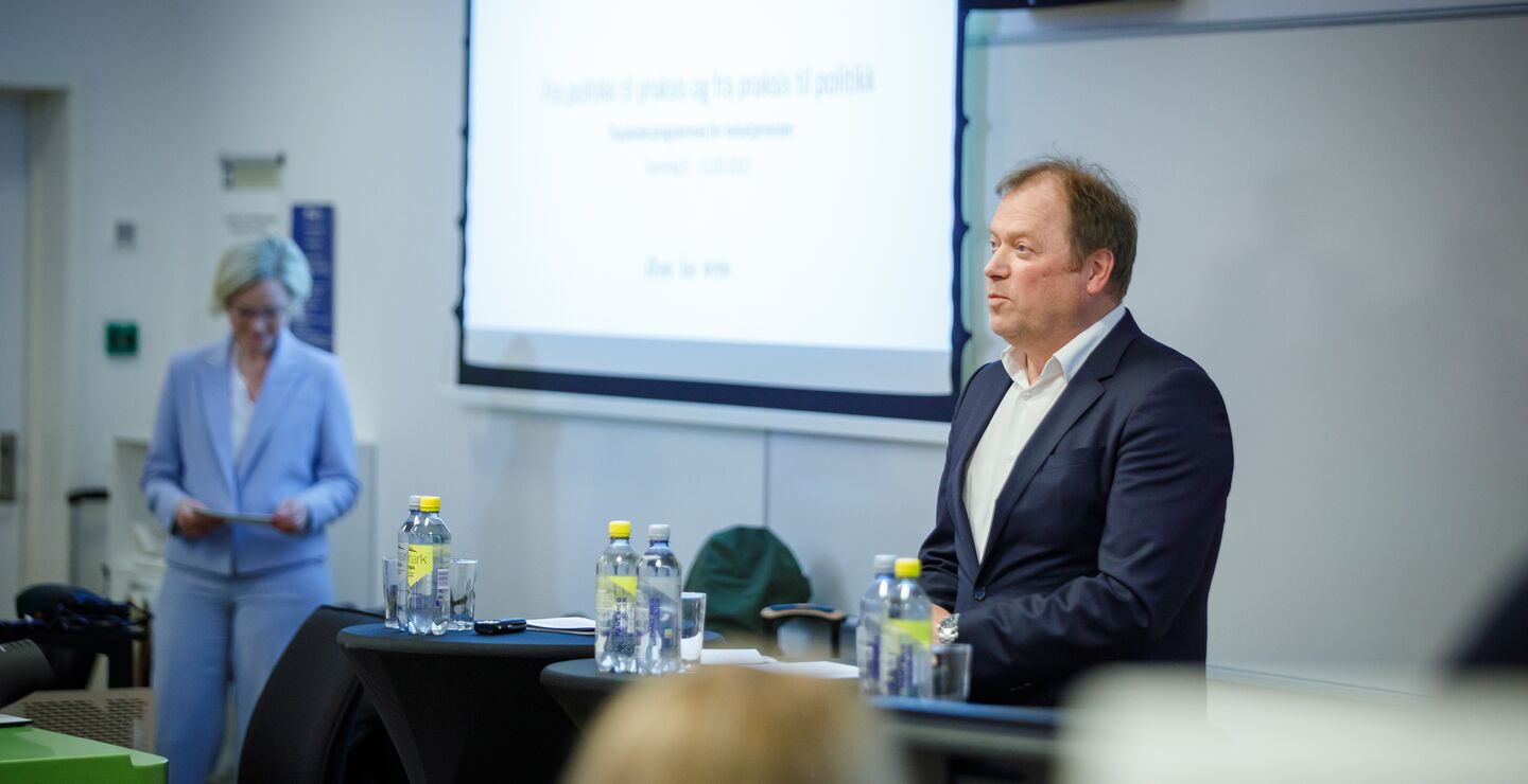 Bes&oslash;k av Helseminister - Topplederprogrammet for helsetjenesten 14