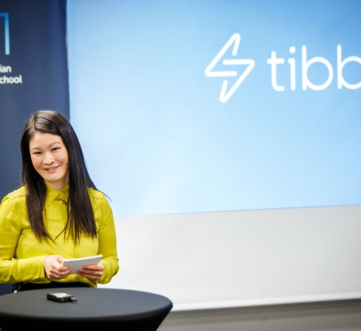 Kundesjef i Tibber Linn Hege Bergheim da under Norsk Kundebarometer 2022.