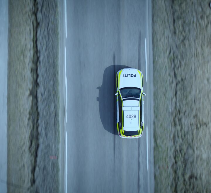 Det er en utfordring at politiet kun skal lære når noe går galt, skriver artikkelforfatterne. 