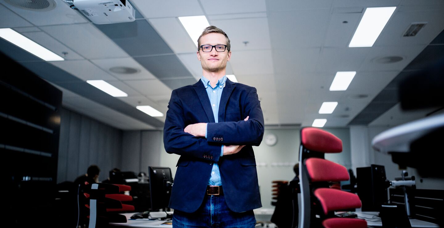 Førsteamanuensis Gisle James Natvik (bildet) skriver om debatten om Statistisk sentralbyrp.