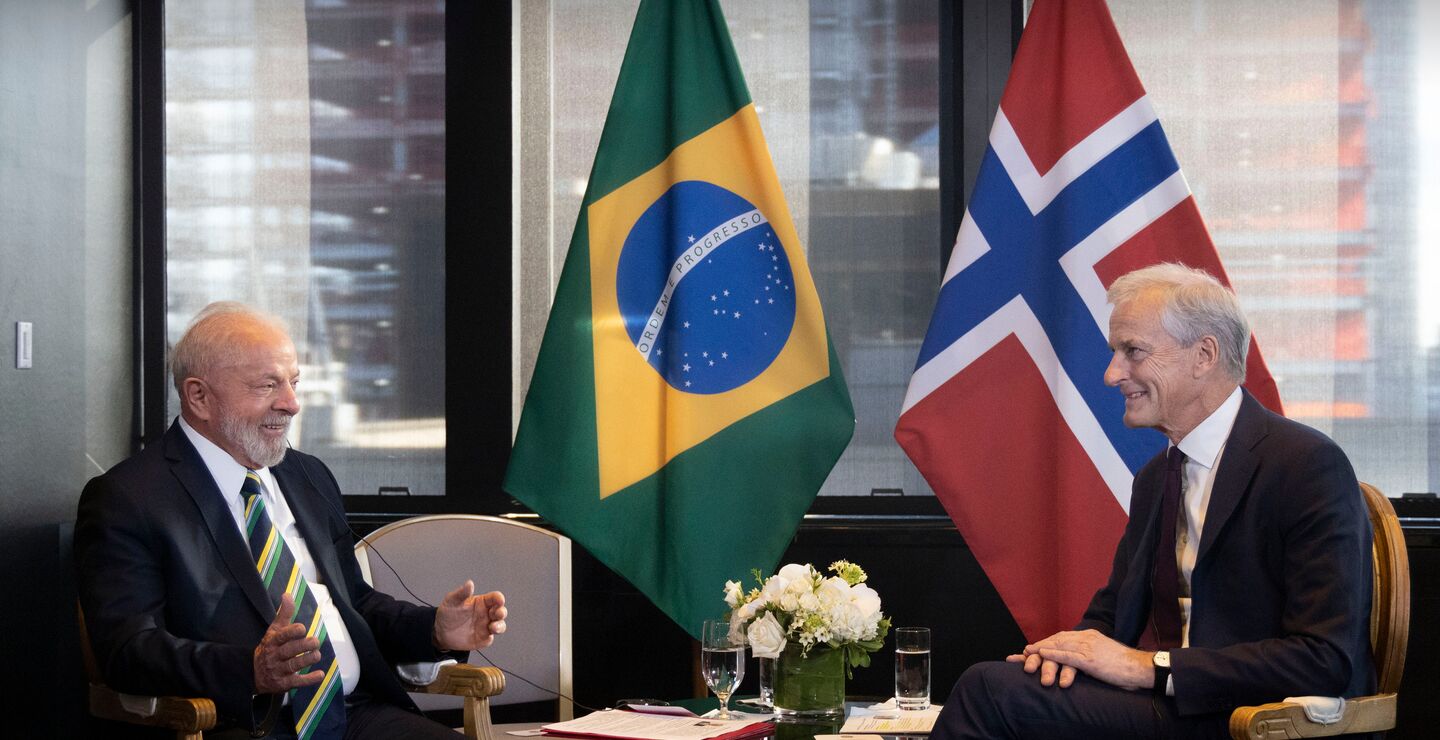 Norges statsminister Jonas Gahr Støre sammen med Brazils president Luiz Inácio Lula da Silva