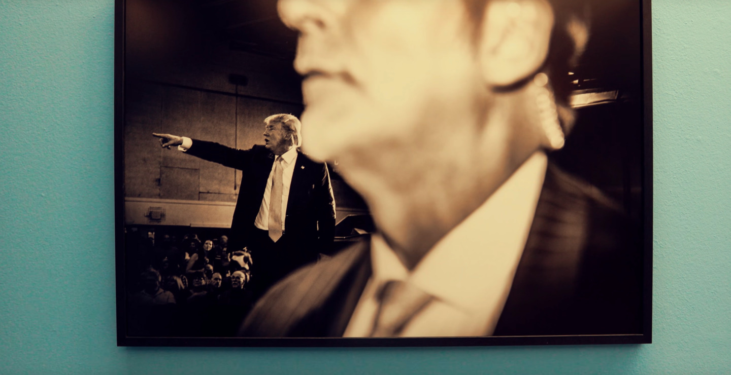 Makt svekker det moralske kompasset vårt, indikerer en ny studie (illustrasjonsfoto av personer med makt).