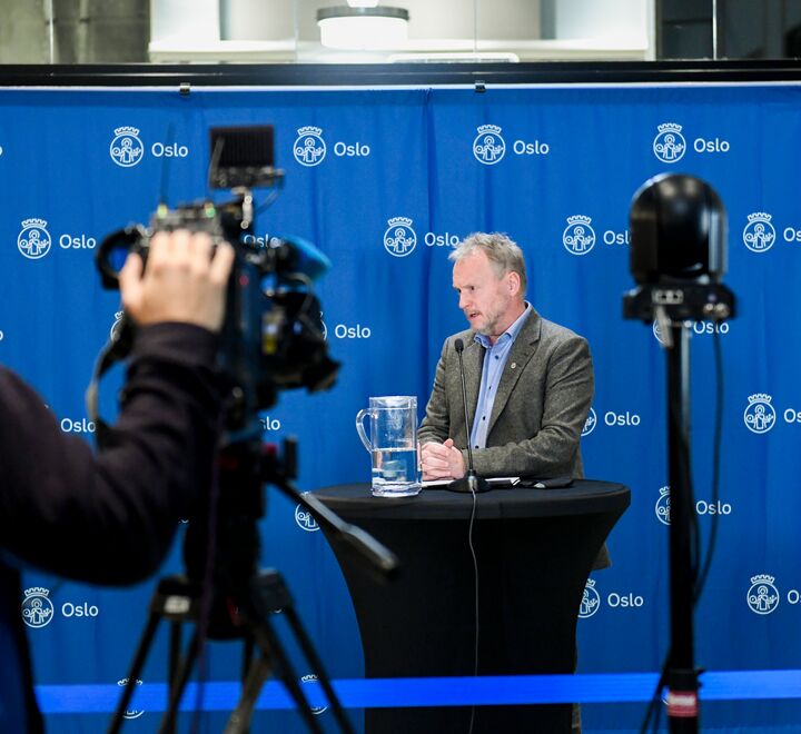 Pressekonferanse med byrådsleder Raymond Johansen. (Foto: Annika Byrde, NTB).