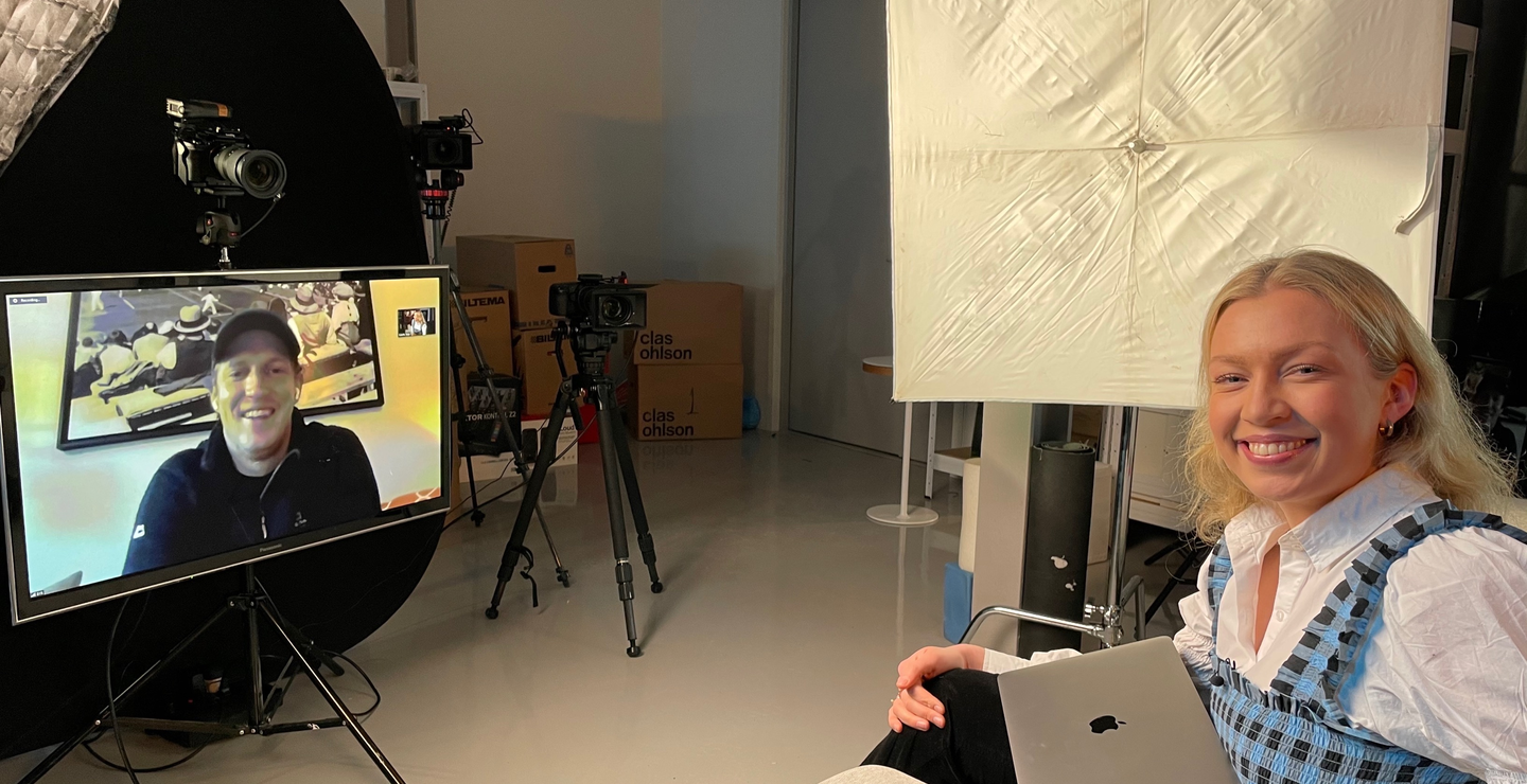 Marte Telje som har et video m&oslash;te med Erik Follestad