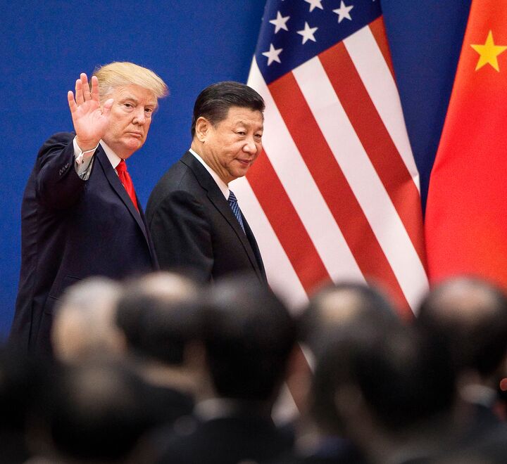 Handelskrigen mellom USA og Kina tilspisser seg. Kan sende konjunkturen ned og skape nye geopolitiske konflikter, skriver Knut Anton Mork. Bildet viser Donald Trump og Kinas president Xi Jinping. Foto: Nicolas Asfouri, Scanpix