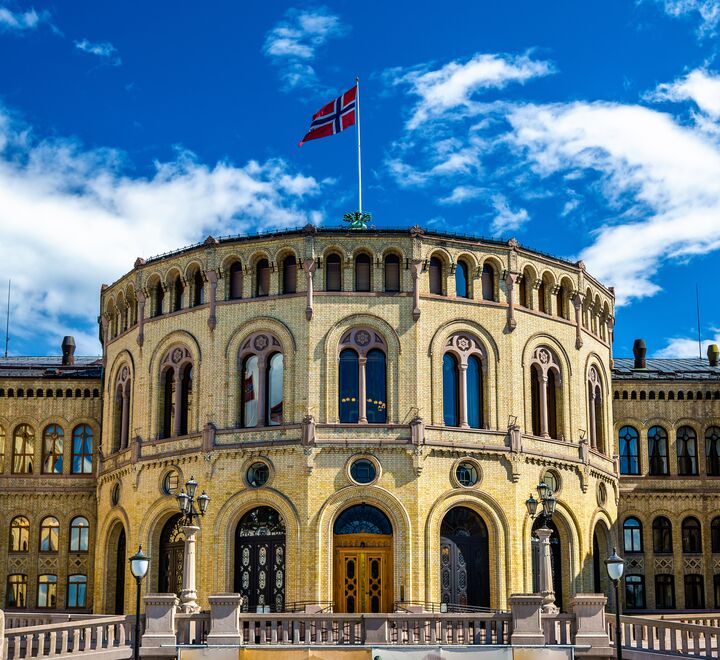 Stortinget, - nå også et lærebokeksempel på mislykket prosjektledelse (illustrasfoto av Stortingsbygningen). 