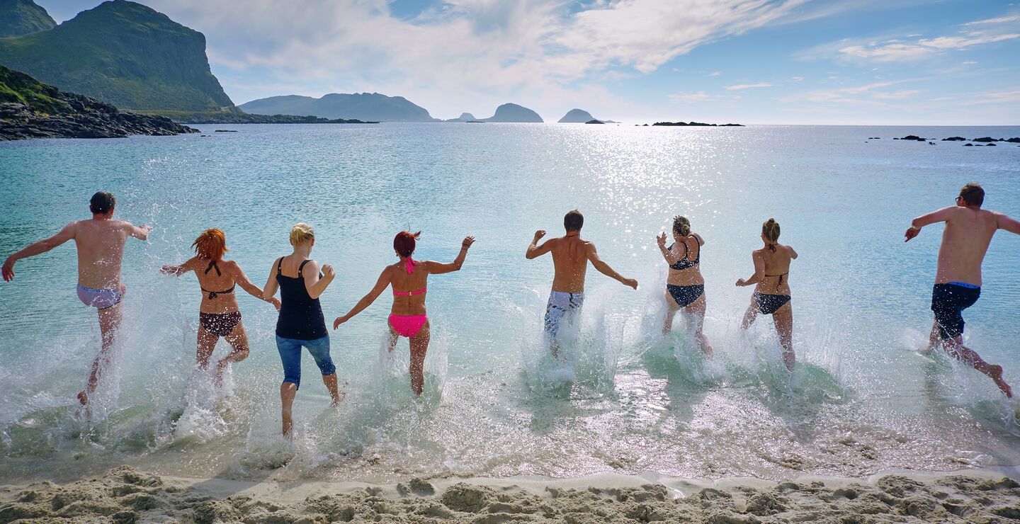 Det er ikke bare fjorårets knallvær som gjør at mange nordmenn bytter ut Costa del Sol med norske strender (bildet) og norgesferie i 2019, skriver Geir Bjønnes. Foto: Vidar Nordli-Mathisen/Unsplash