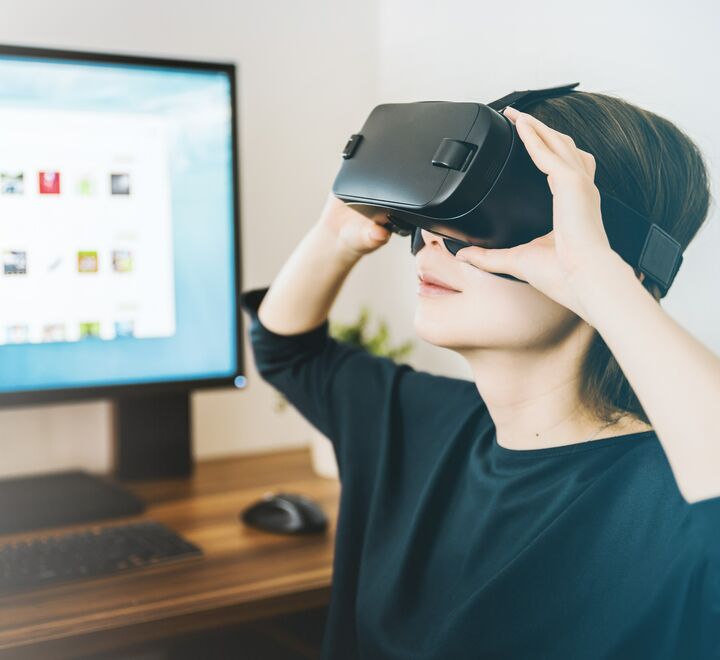 In five steps, learn how you can prototype multisensory experiences in VR (woman with VR goggles pictured).