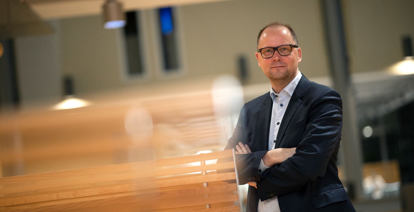 Ikke undervurder betydningen av problemløsingen og kunnskapsdelingen som foregår i og på tvers av praksisfellesskapene under covid-19-pandemien!, skriver Bjørn Erik Mørk.