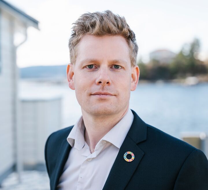 Bilde av tidligere student Leon Overholt