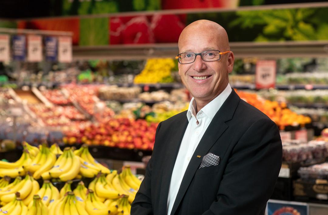 Selv om dette forslaget ikke vil få øredøvende tilslutning fra Coop sine styrer og ledelse er det dog godt å få uttrykt noen kritiske tanker rundt dette, skriver Frode Solberg. (Bildet viser konserndirektør, Geir Inge Stokke. Foto av: Andreas Fadum, Coop.)
