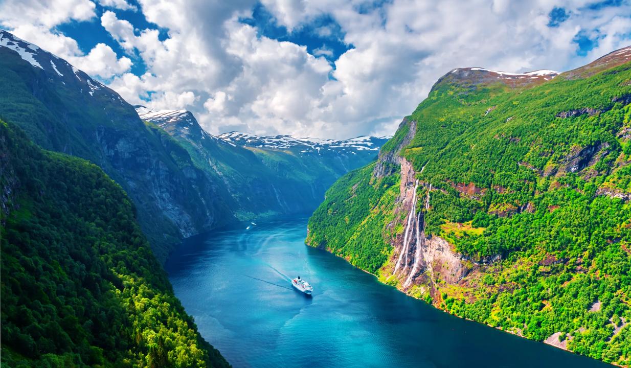 Panorama of Sunnylvsfjorden fjord 