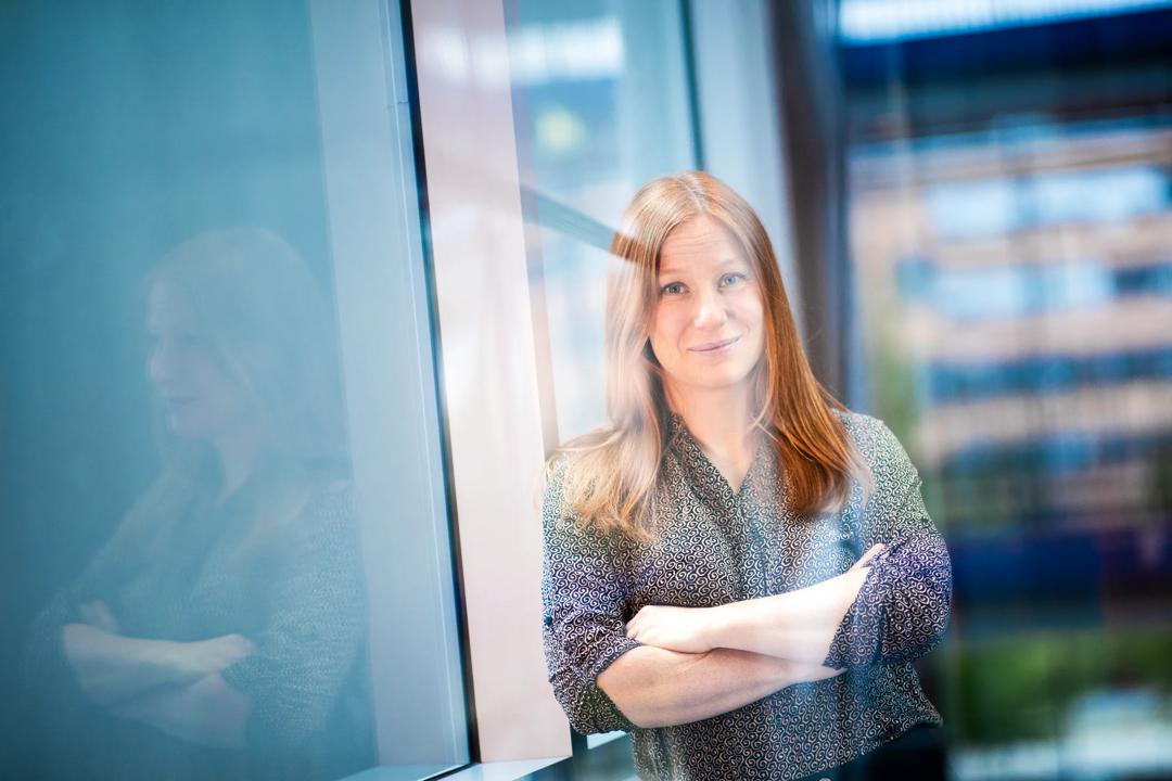 Postdoktor Hannah Snyder (bilde) gir råd om hva du kan gjøre med at kundene dine lyver.