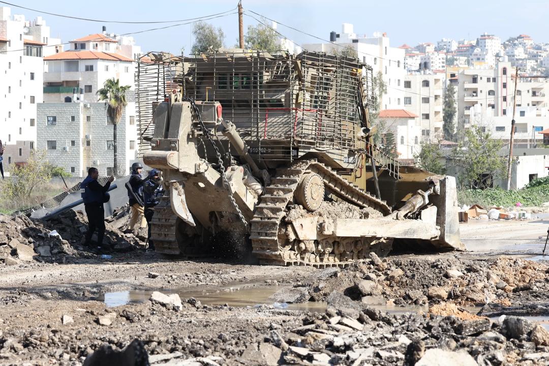 En bulldozer fra Caterpillar blir brukt av det Israelske militæret på Vestbredden