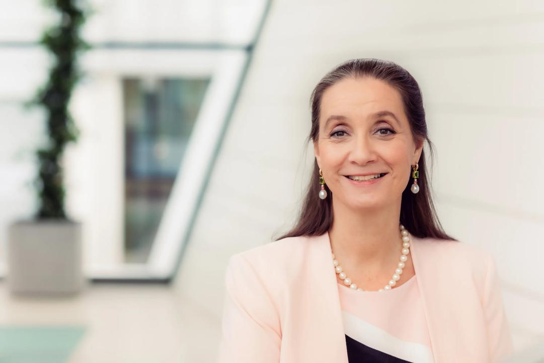 Tonje Sandberg som smiler