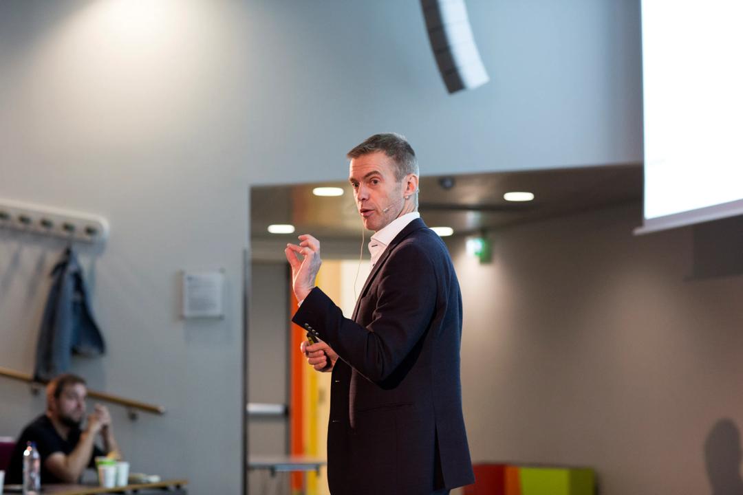 Erling Røed Larsen 