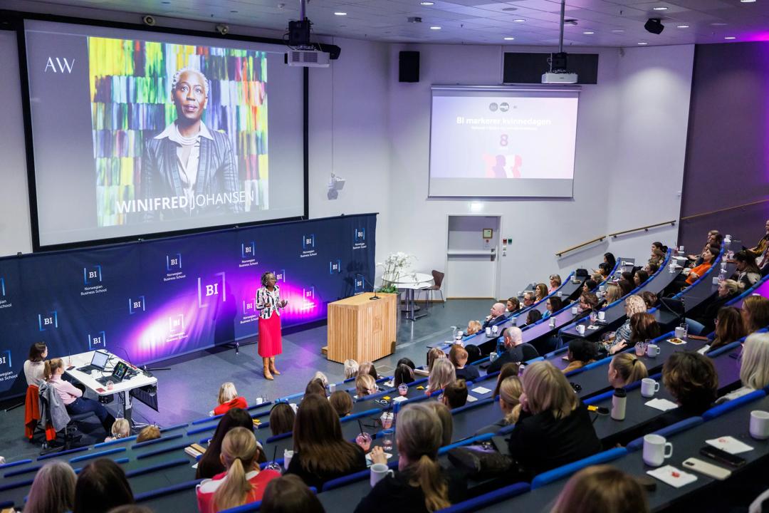 Publikum under kvinnedagen 2024