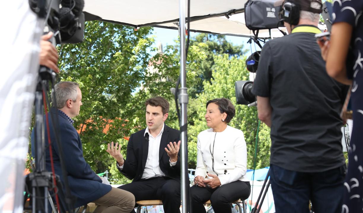 Airbnb&rsquo;s Brian Chesky interviewd by Bloomberg