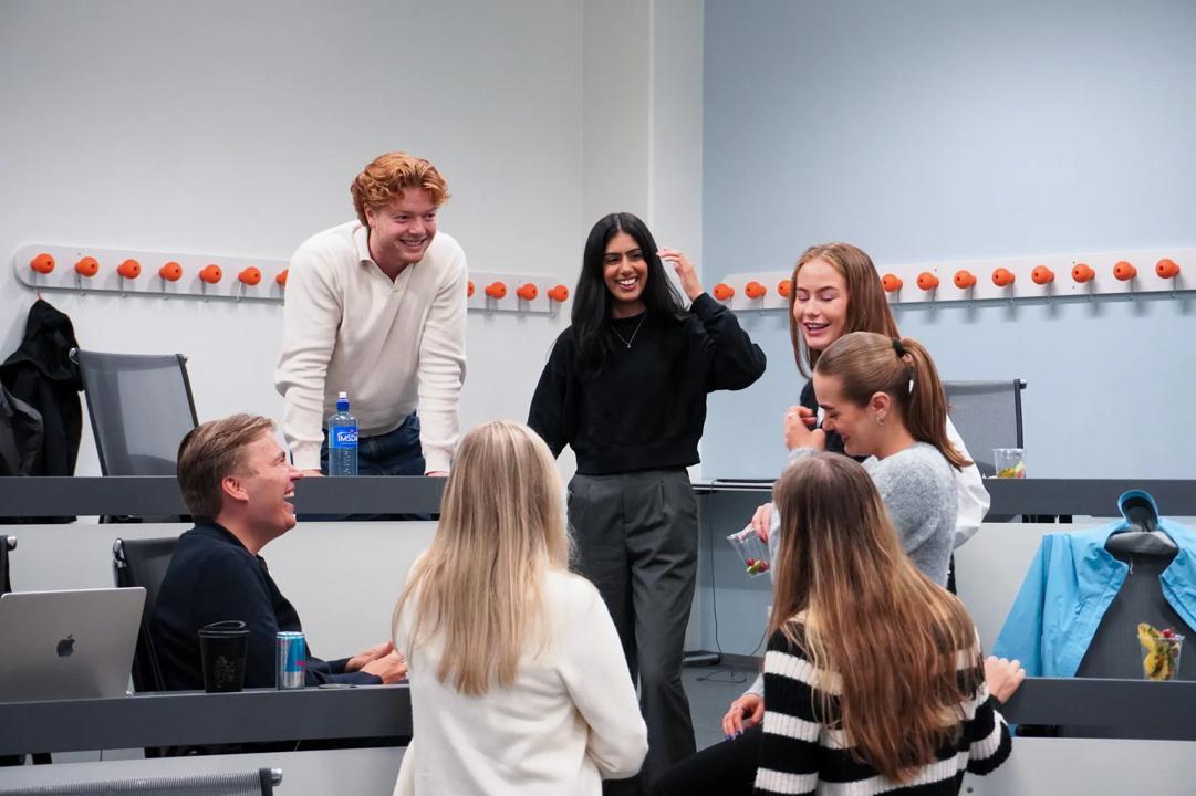 students at campus Bergen