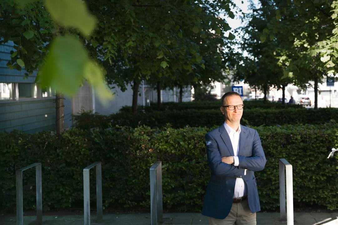 Hva slags kompetanse er det en etiker bringer inn i styrer, utvalg og råd hvor beslutninger skal fattes, spør førsteamanuensis Øyvind Kvalnes.