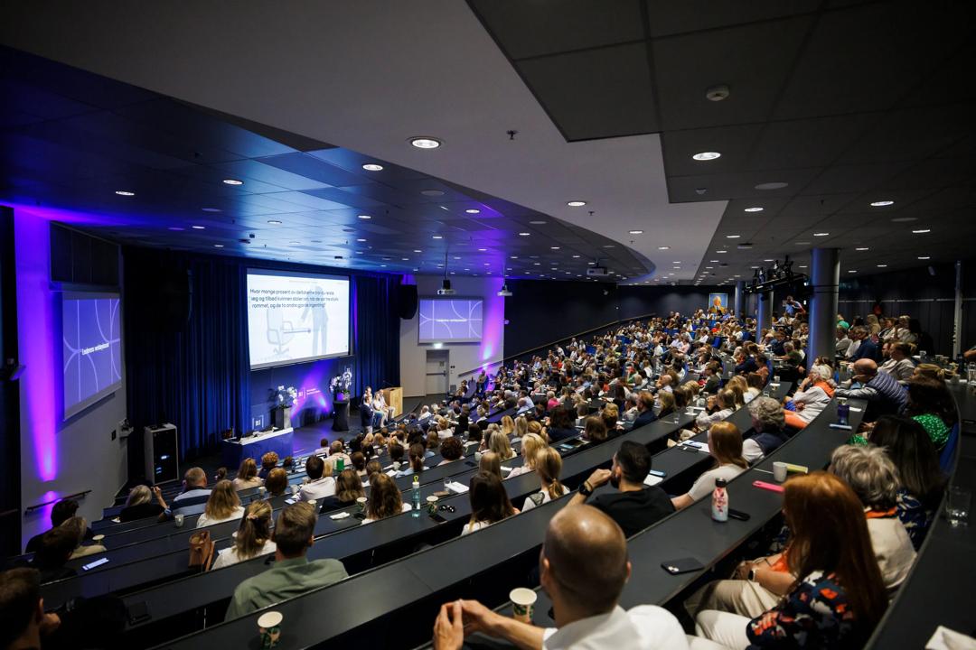 Audience during a Leaders toolbox event