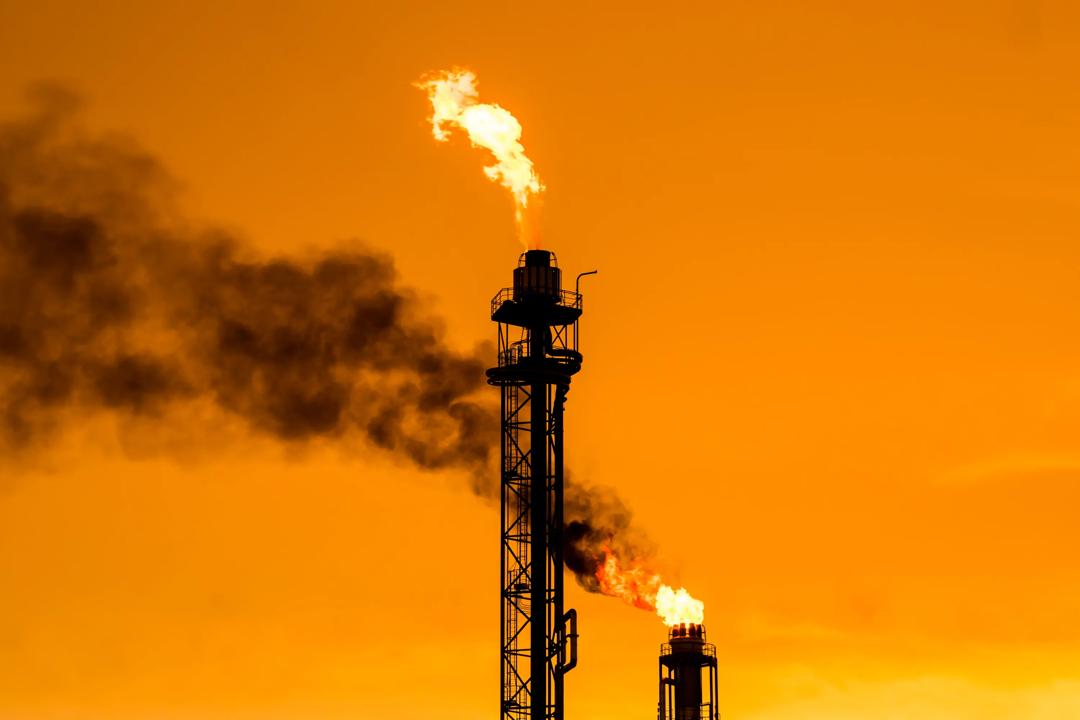 Oil platform